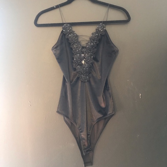 TOPSHOP Velvet Bodysuit - Picture 3 of 3